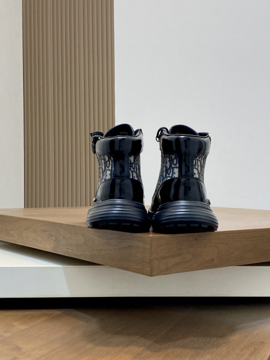 00img_008.jpg